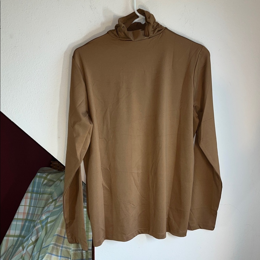 Susan Graver Liquid Knit Tan Mock Turtleneck Top M NWOT - Picture 3 of 8